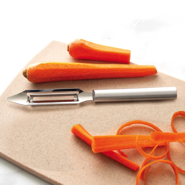 Rada Cutlery Vegetable Peeler R132